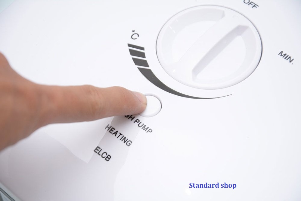 Máy nước nóng trực tiếp có bơm Ferroli Divo SSP 4.5S 4500W