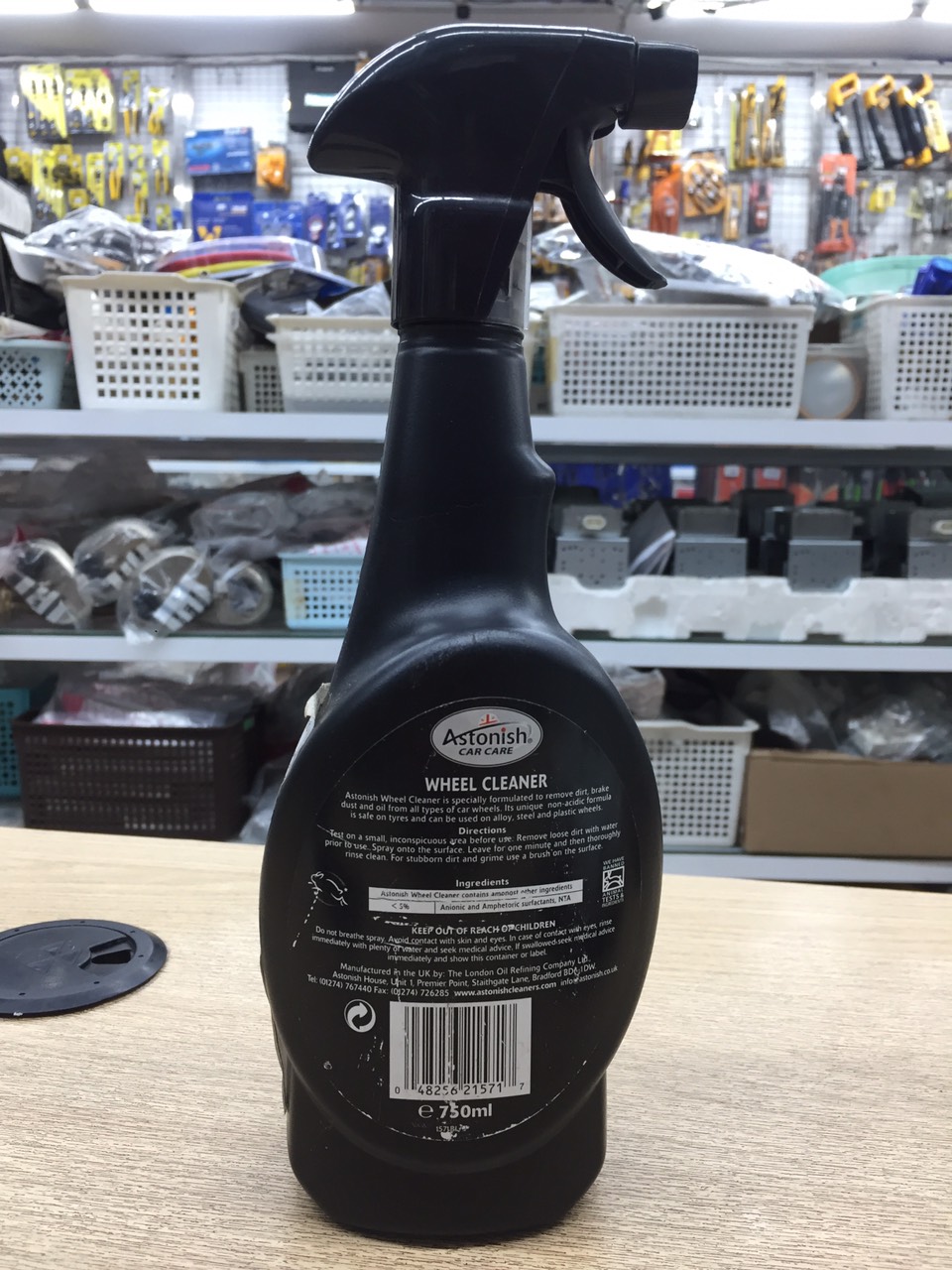 Bình xịt vệ sinh mâm và bố thắng xe ô tô Astonish C1571 750ml Anh Quốc