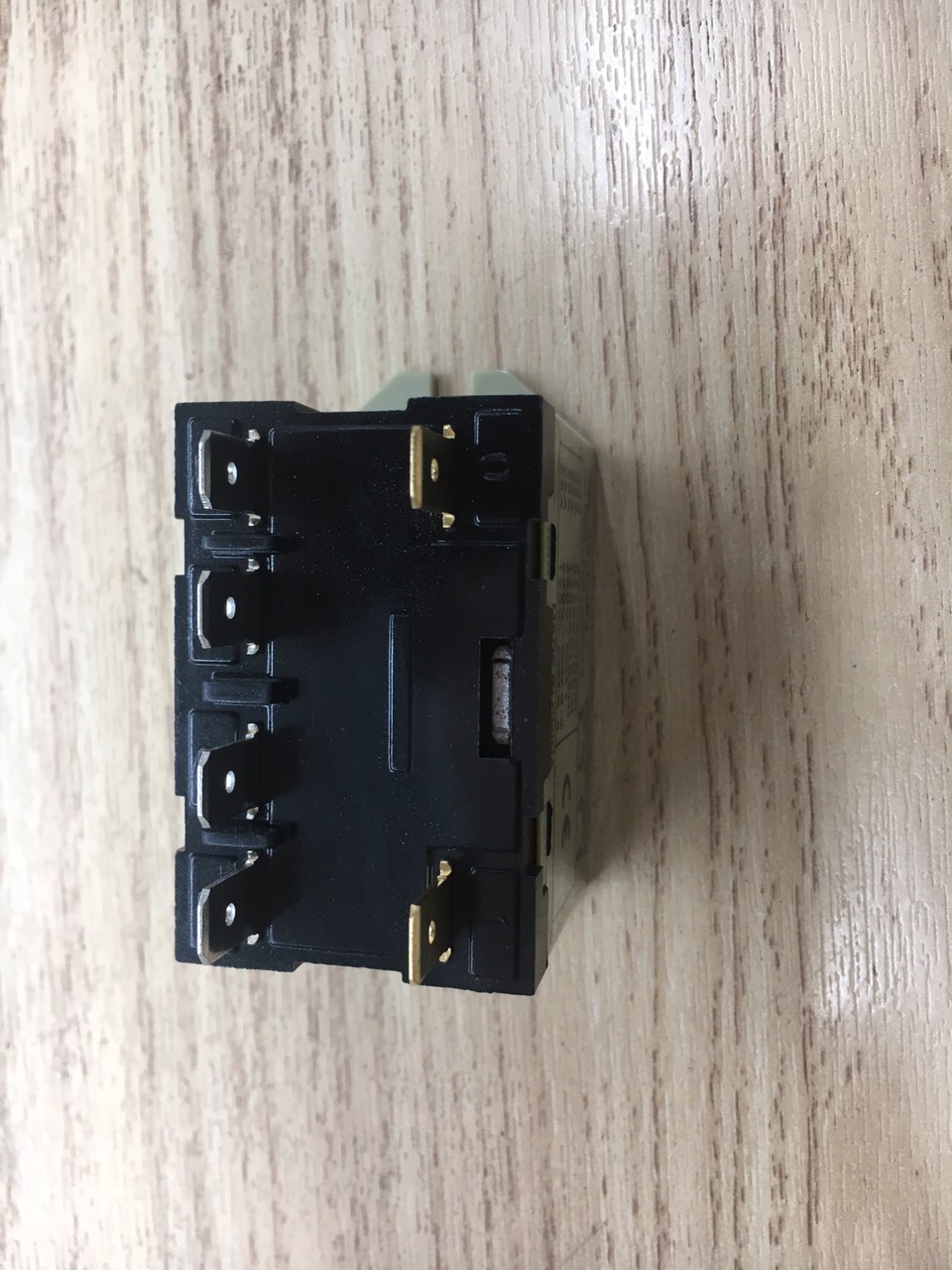 Khởi động từ G7L-2A-TUBJ 220V/240V - 25A BẢO  Hành 1 NĂM