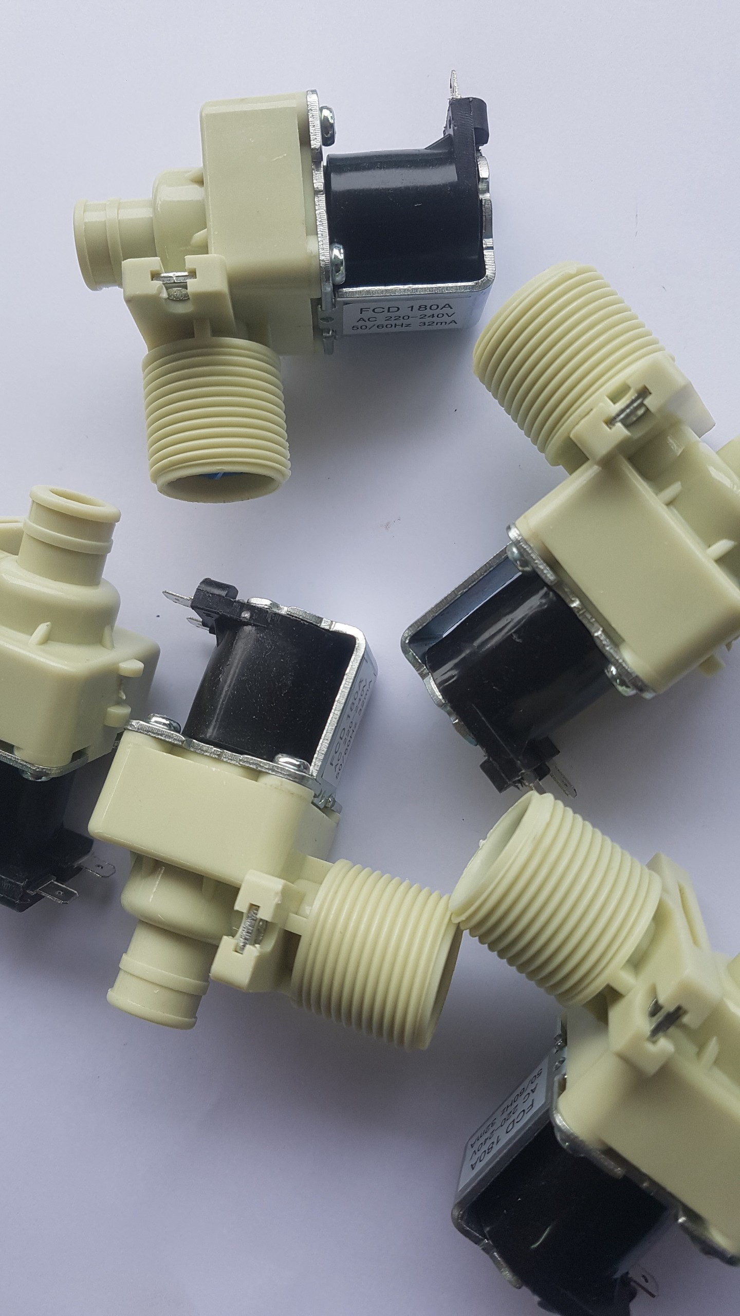 Cửa hàng bán van cấp nước máy giặt LG - Sửa chữa tại gia đình