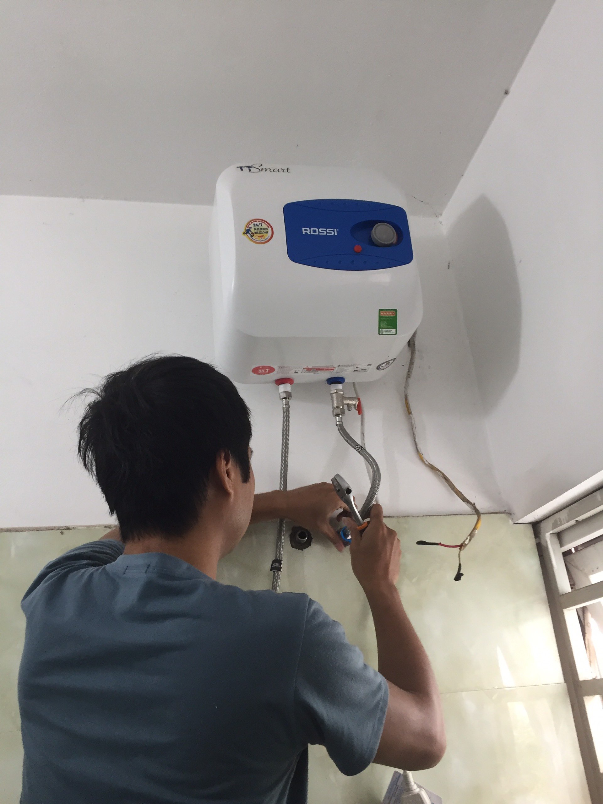 Bảo Dưỡng xúc xả,sửa bình nước nóng tại nhà