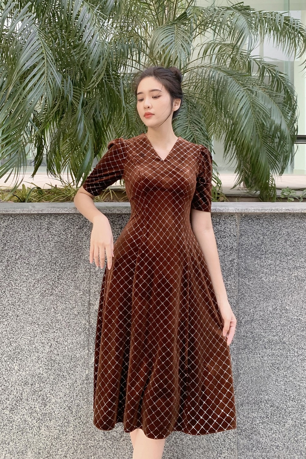 Váy nhung đỏ dáng xòe dự tiệc Set đầm nhung đỏ thiết kế sang chảnh HN  Clothing V36 - Chân váy | ThờiTrangNữ.vn