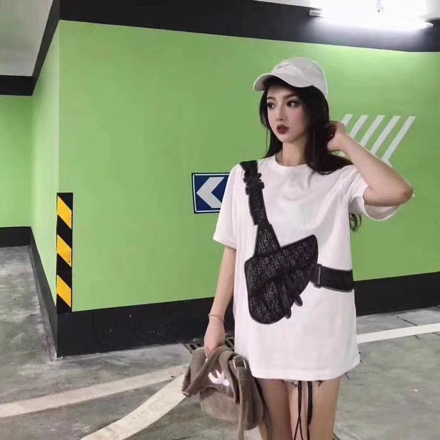 dior bag t shirt
