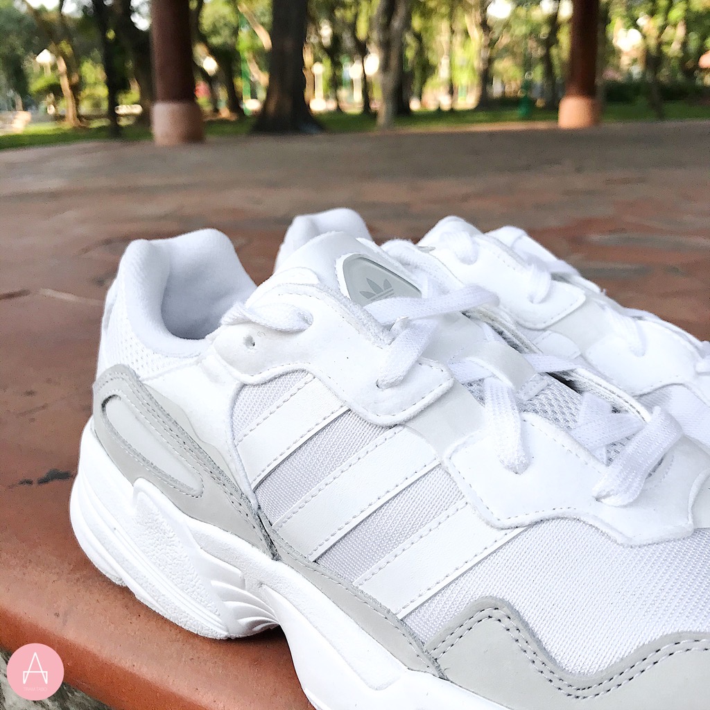 EE3682] M ADIDAS YUNG - 96 GREY WHITE Trạm Tabo