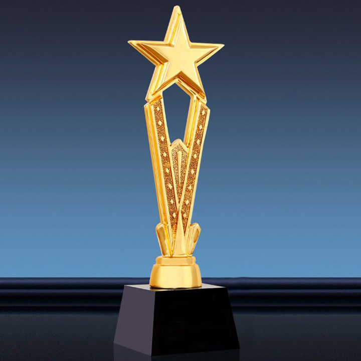 Cúp ngôi sao vàng