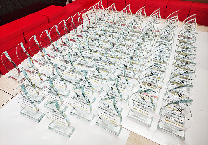 Pha lê giọt nước