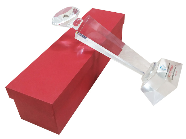 Cúp kim cương CPL-2