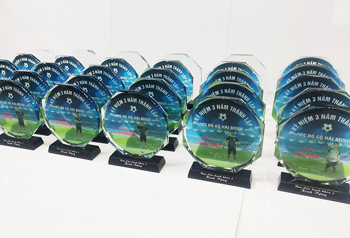 Biểu trưng bát giác (Đế đen)