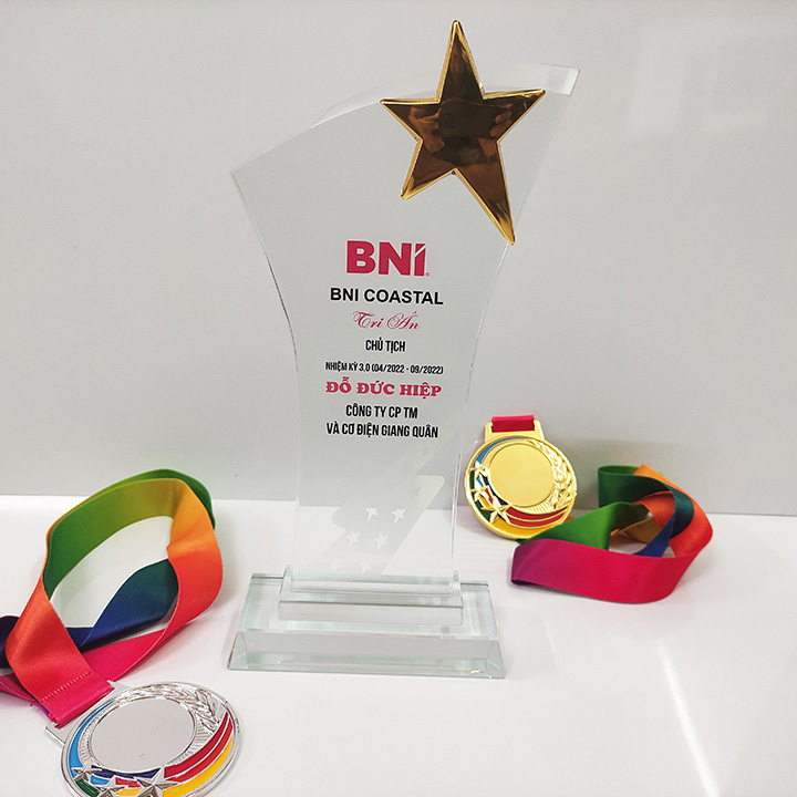 Kỷ niệm chương pha lê TC-PL41