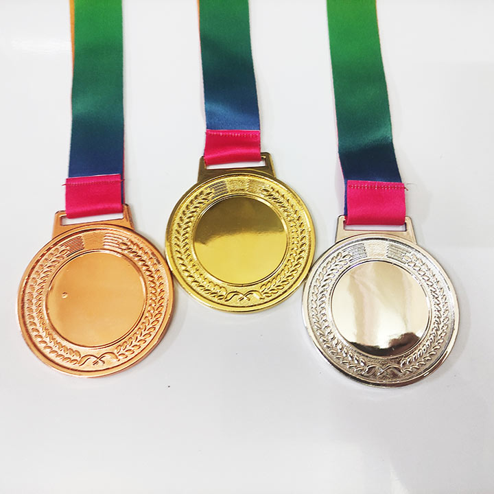 Huy chương sao dây 7 màu