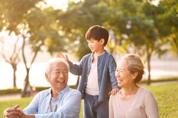 Đông trùng hạ thảo - Món  quà quý cho người già