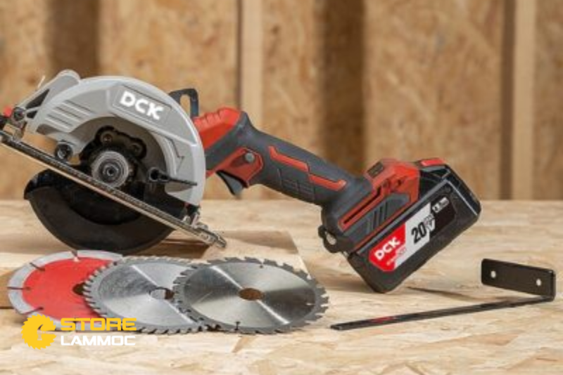 Đánh giá cưa đĩa pin DCK: Khám Phá Sản Phẩm Mới Nhất