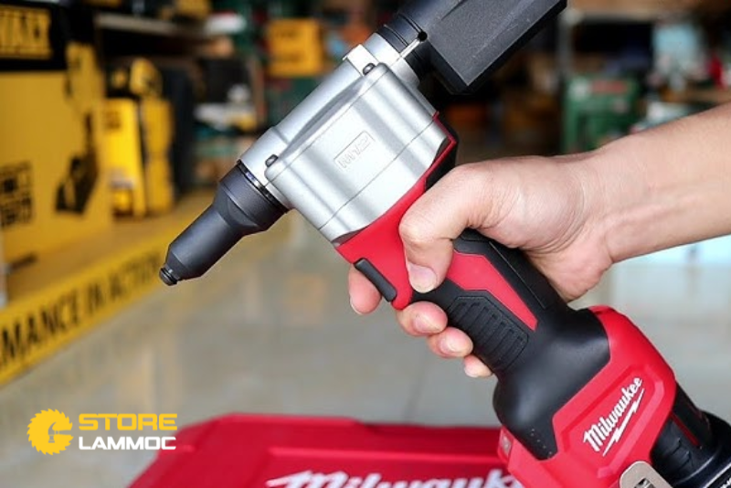 Khám Phá Những Lợi Ích Của Máy Rút Rive Pin DCK KDPM40