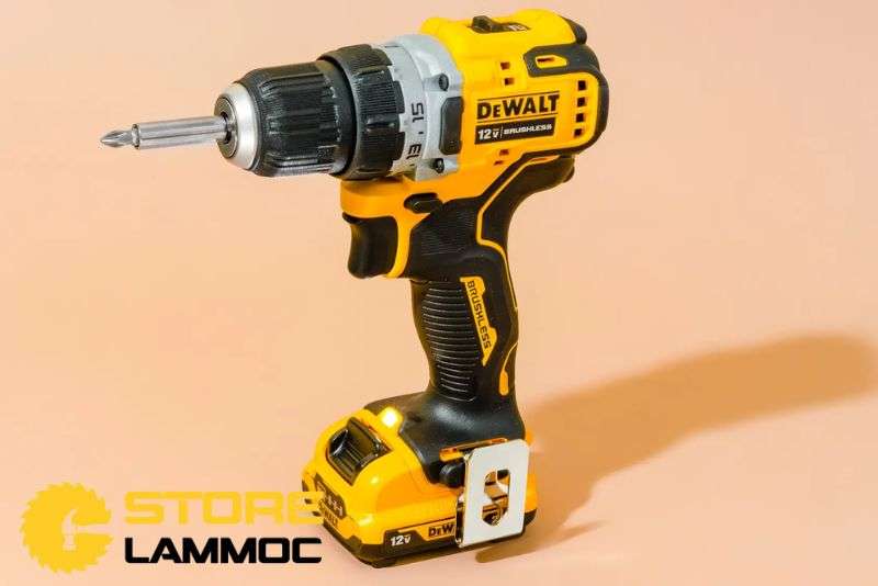 Tại Sao Máy Khoan Pin Dewalt 12v Là Lựa Chọn Sáng Suốt?