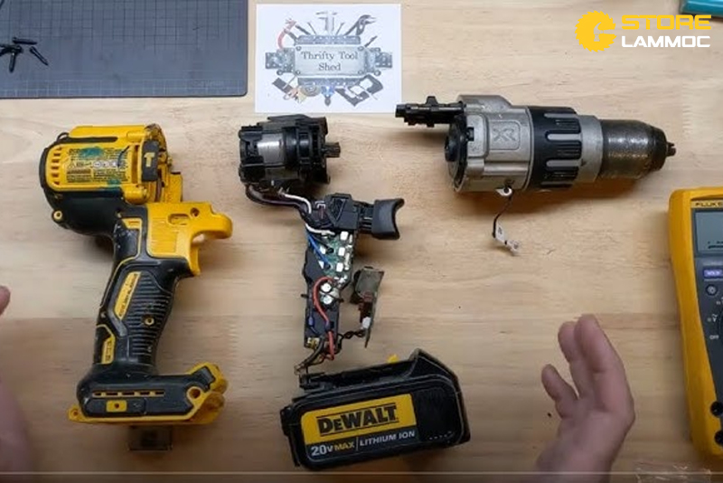 Sửa chữa bộ điều khiển khoan búa DeWalt DCD996