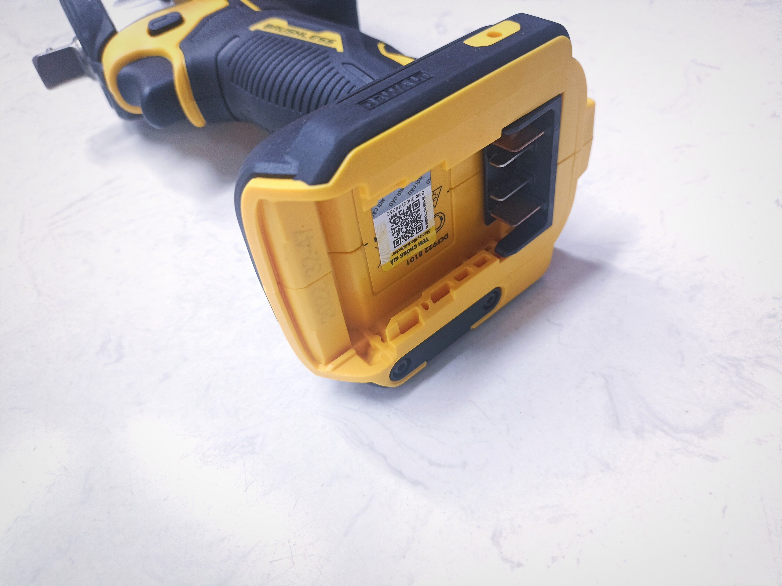 Thân máy bắn bu lông pin Dewalt DCF922N-B1 (Đầu bi) 20V