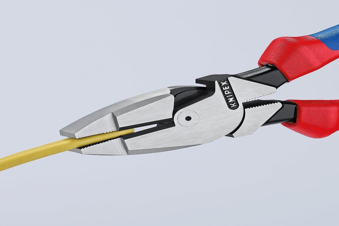 Kìm điện đa năng 240mm Knipex Lineman 09 02 240