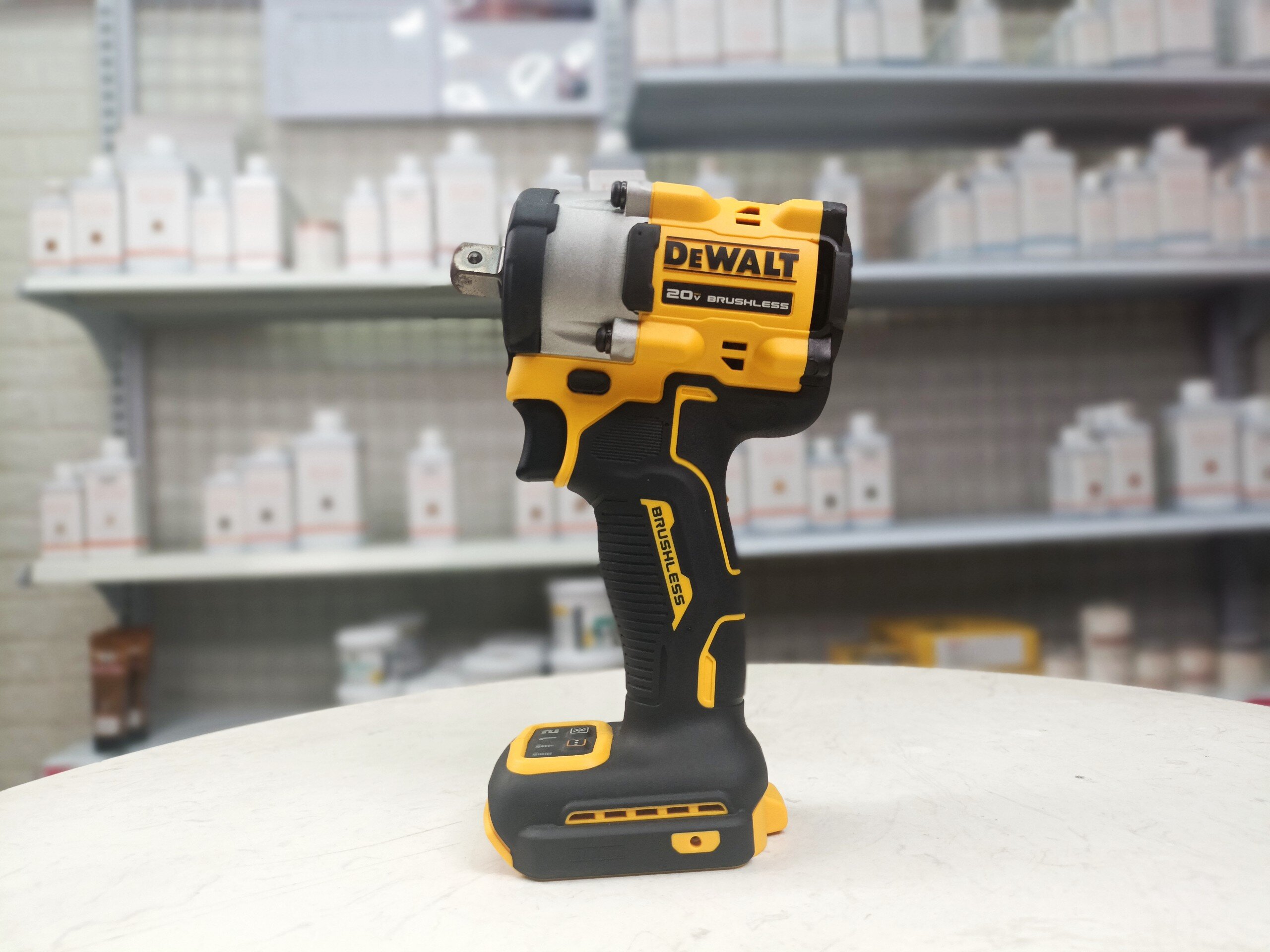 Thân máy bắn bu lông pin Dewalt DCF922N-B1 (Đầu bi) 20V