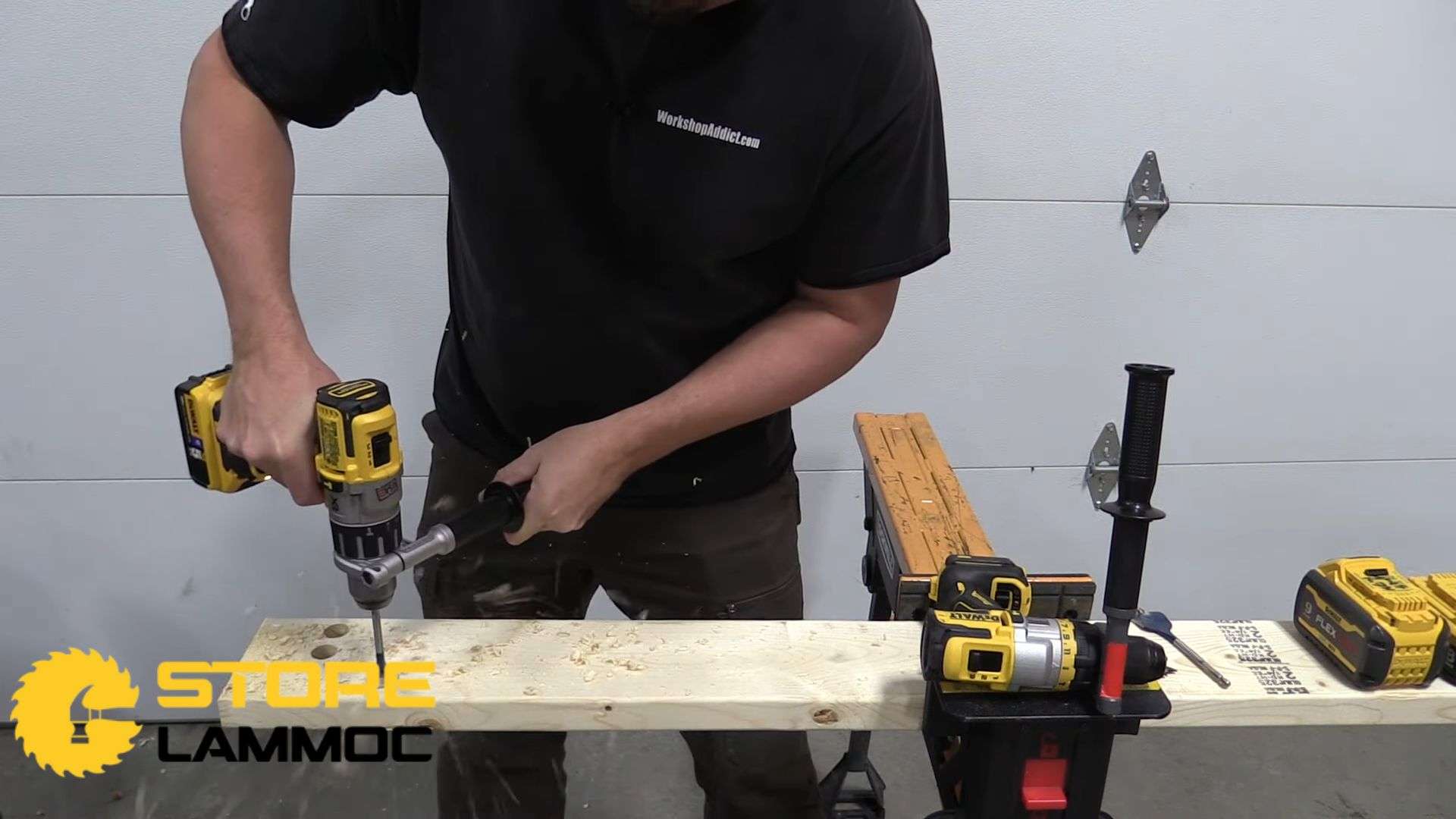 Thử nghiệm máy khoan pin Dewalt DCD996