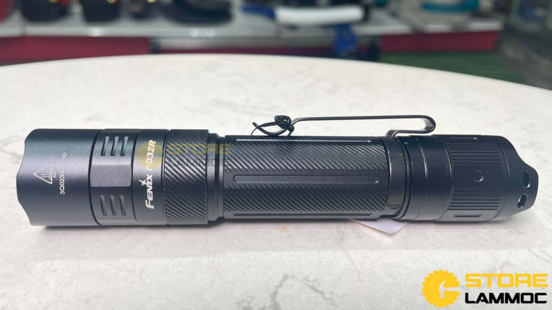 Đèn pin cầm tay Fenix FN-PD32R