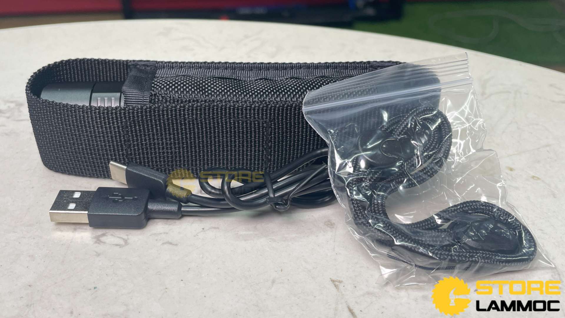 Đèn pin cầm tay Fenix FN-PD32R