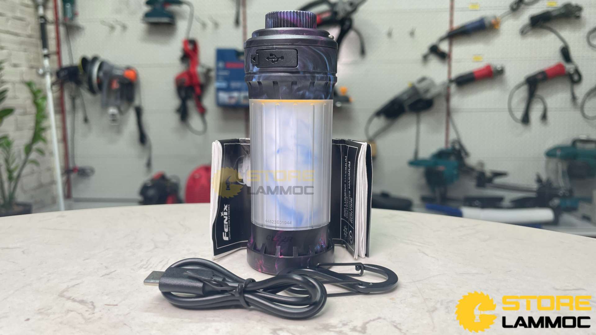 Đèn pin cắm trại ngoài trời 500Lumens Fenix FN-CL22R-BL