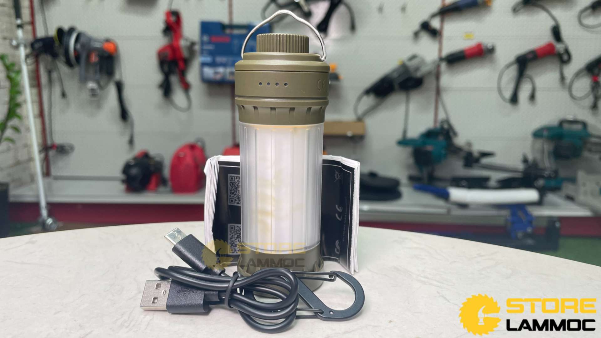 Đèn pin cắm trại ngoài trời 500Lumens Fenix FN-CL22R-GR