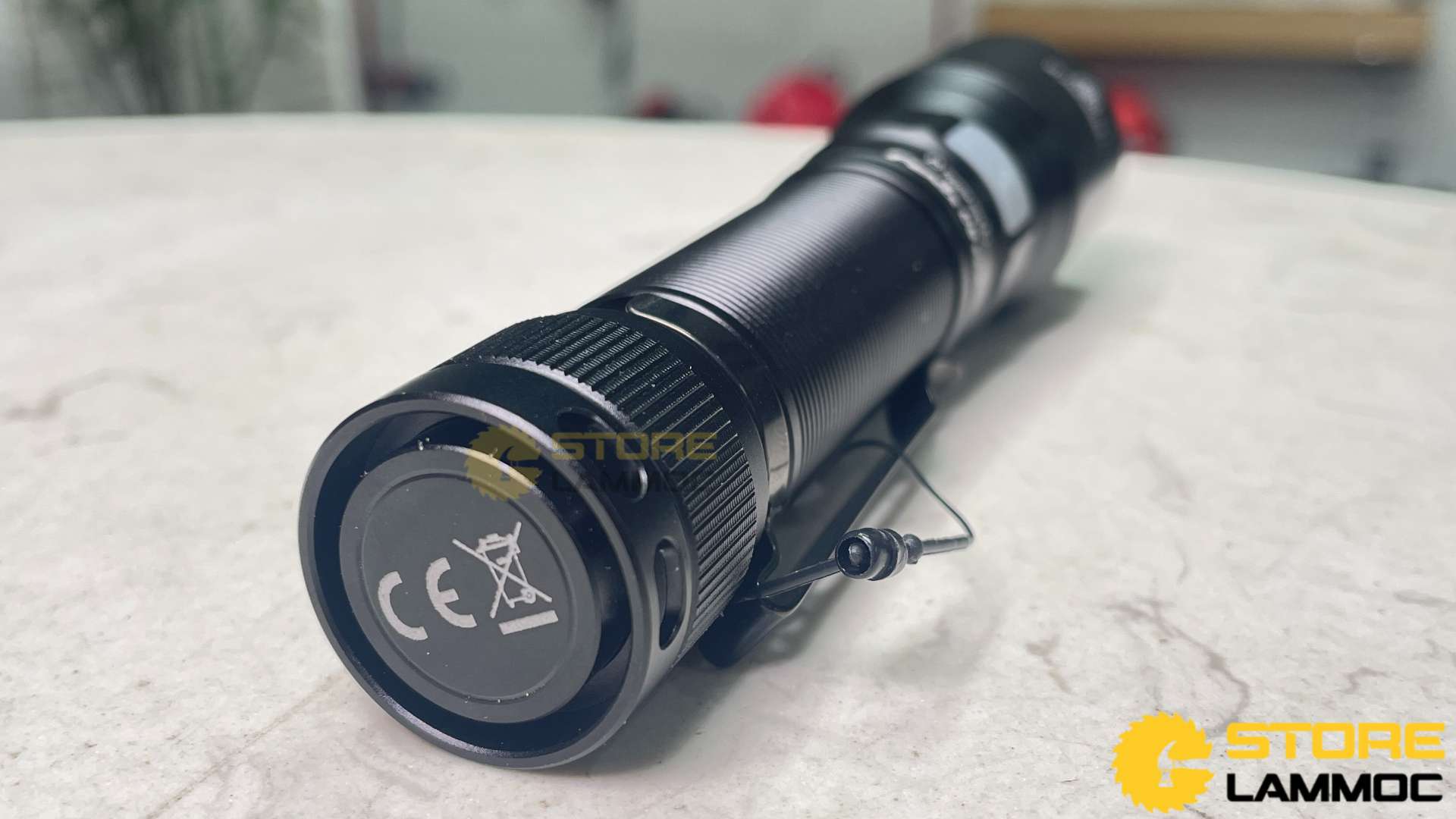 Đèn pin V3.0 1500Lm Fenix FN-C6V3