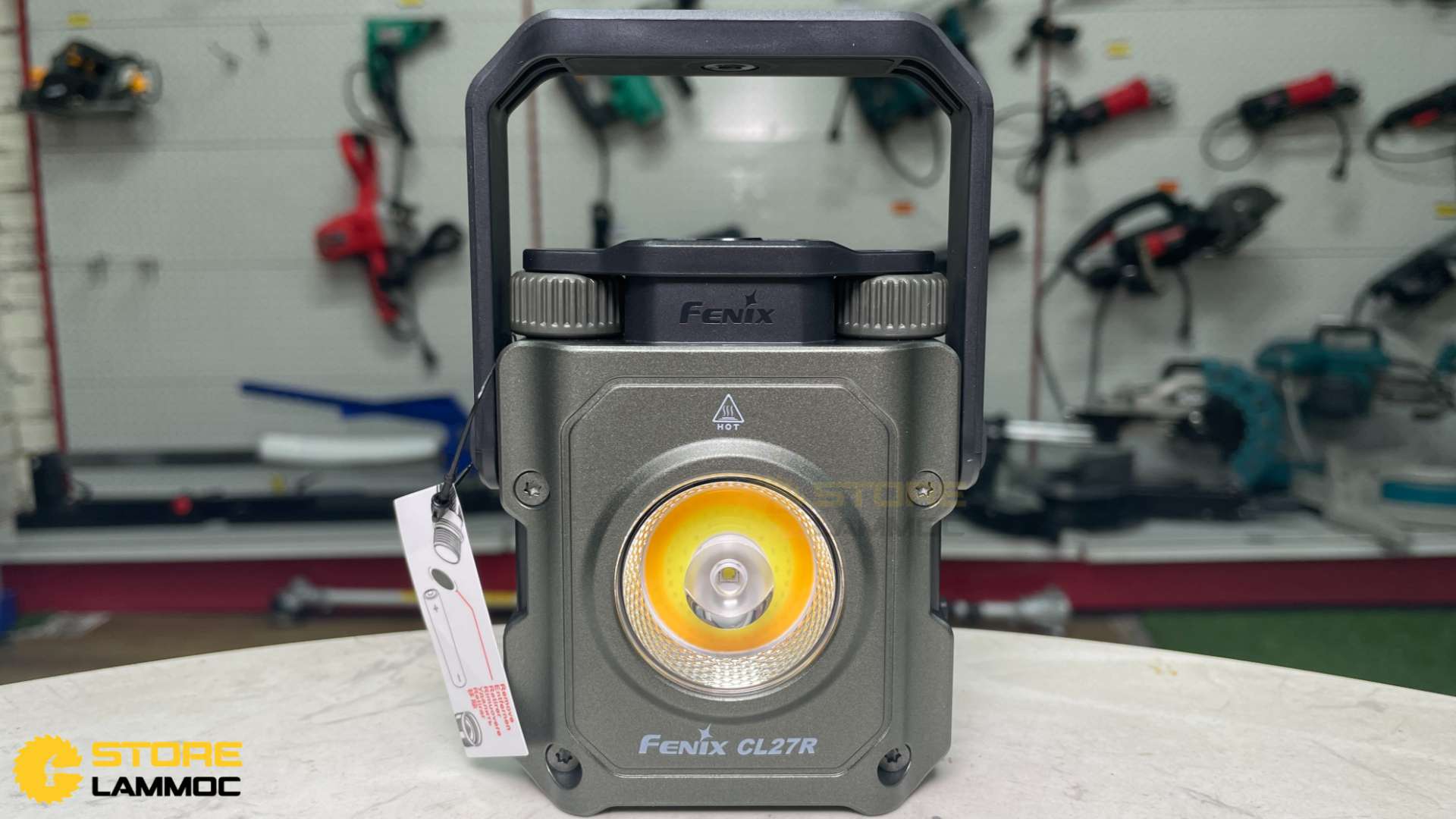 Đèn pin ngoài trời Fenix FN-CL27R