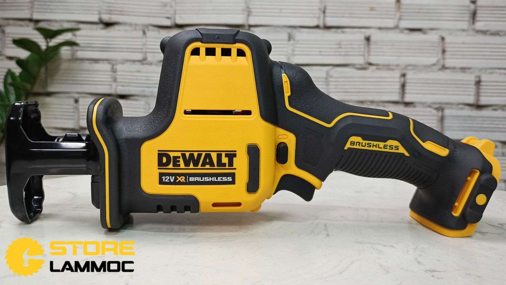 Thân máy cưa kiếm pin Dewalt DCS312N-KR 12V