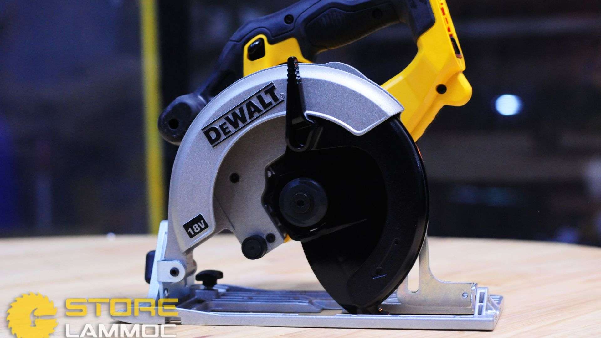 Thân Máy cưa đĩa pin Dewalt DCS391N-KR 18V