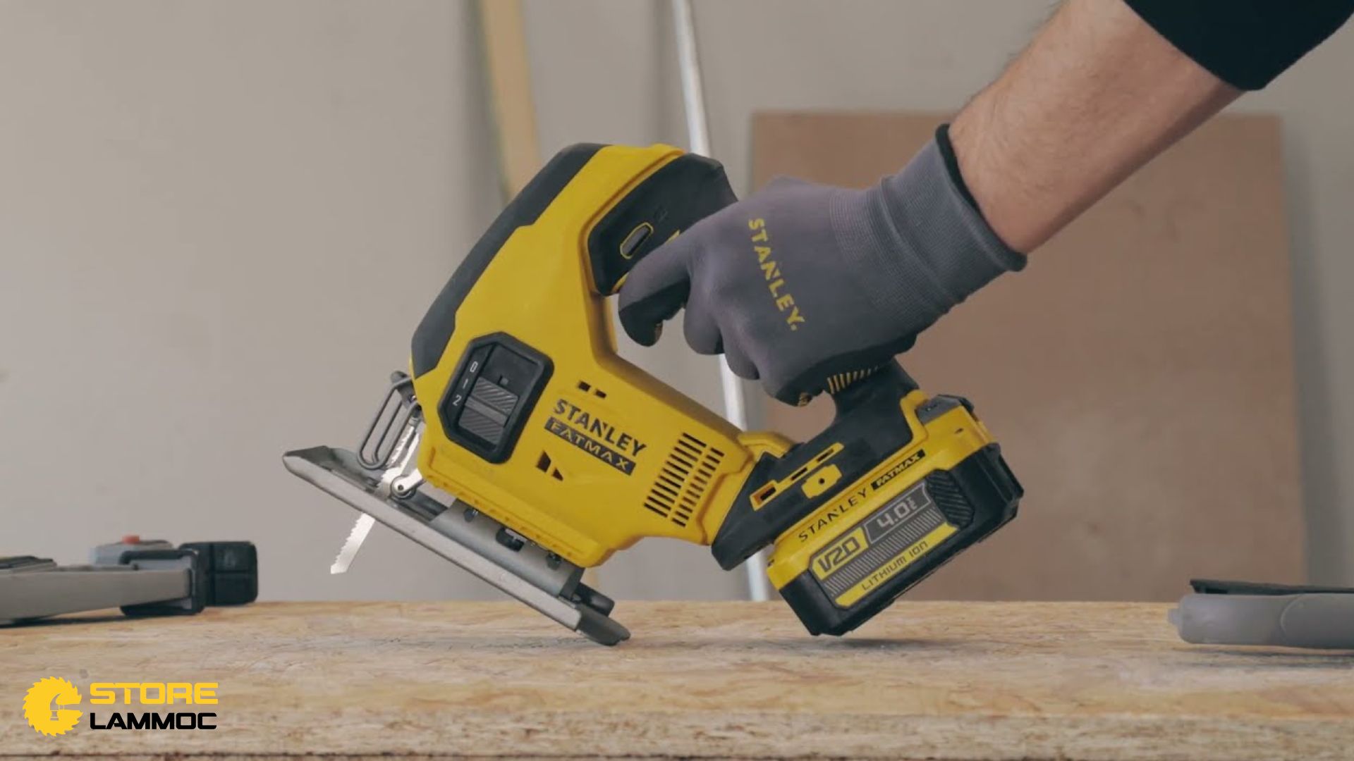 Kinh Nghiệm Cá Nhân Với Máy Cưa Lọng Stanley