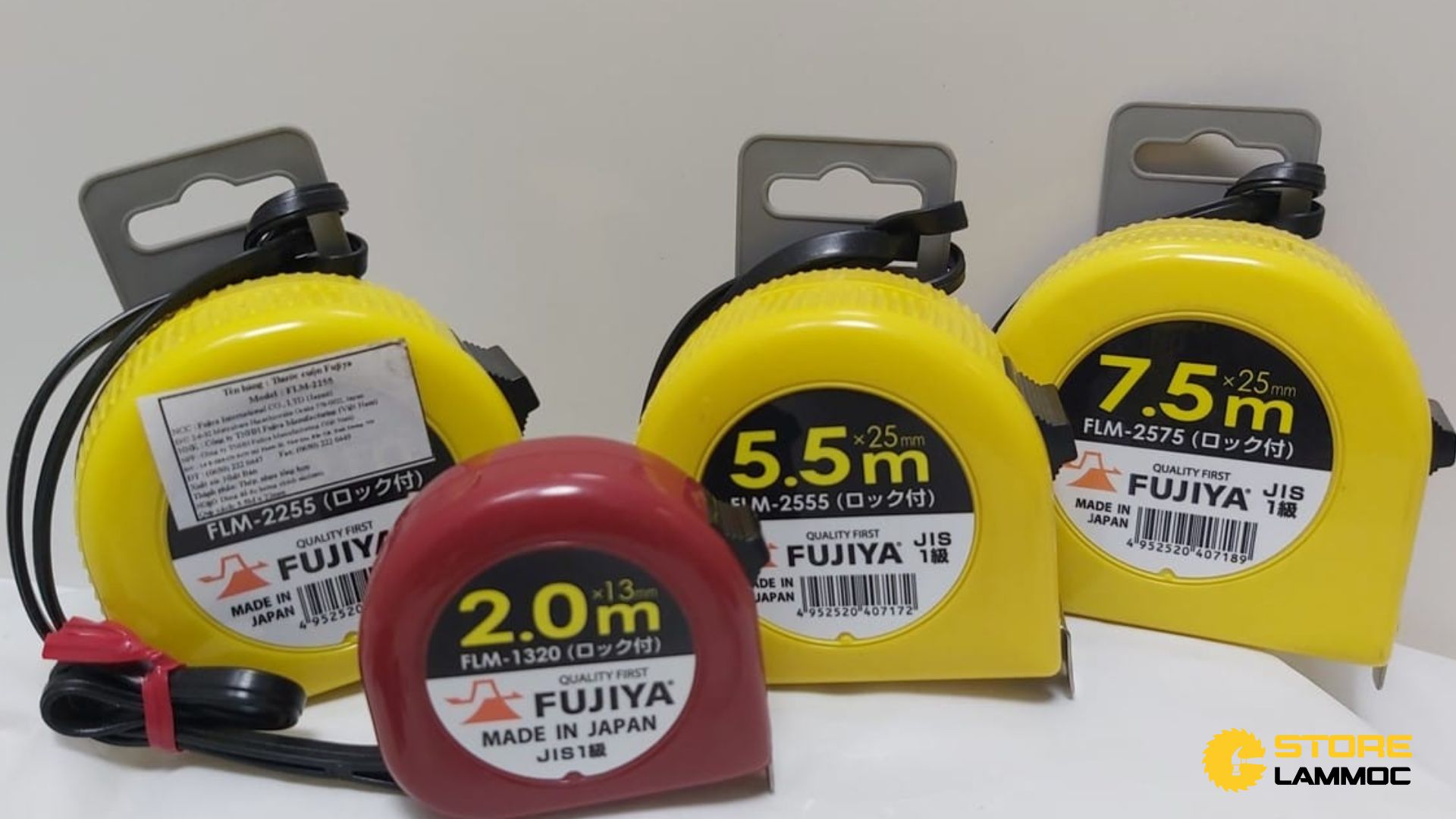 Lựa chọn sản phẩm thước kéo (cuộn) Fujiya phù hợp
