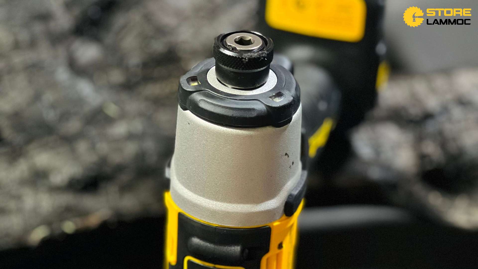 Máy bắn vít pin Dewalt DCF840