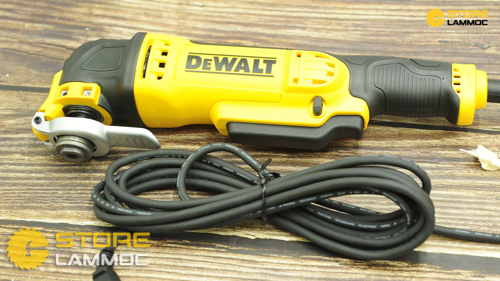 DWF315K-B1 | MÁY CẮT RUNG ĐA NĂNG ĐIỆN 300W DEWALT