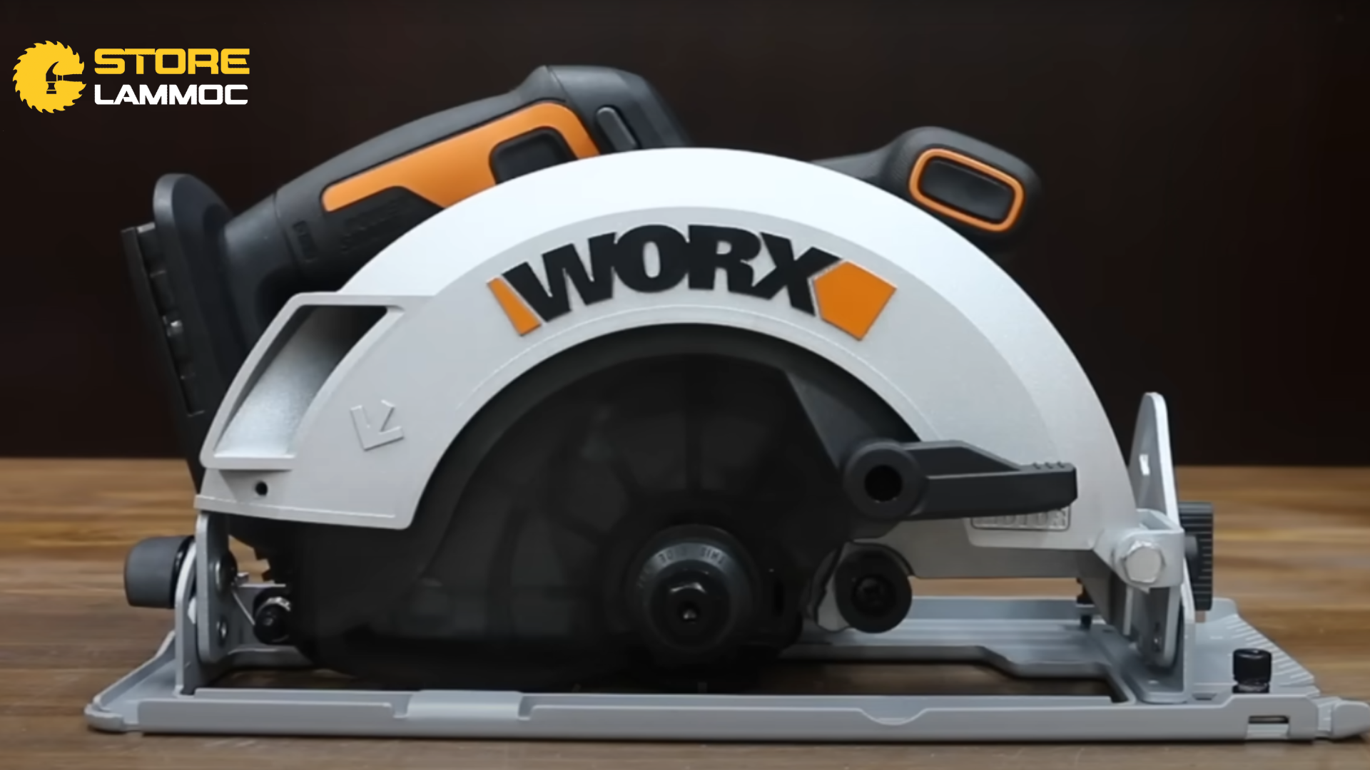Máy cưa Worx