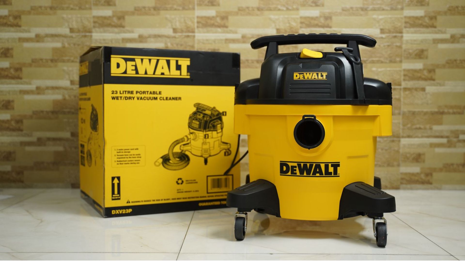 Máy Hút Bụi Dewalt - Giải Pháp Tuyệt Vời Cho Công Việc Hút Bụi Hiệu Quả