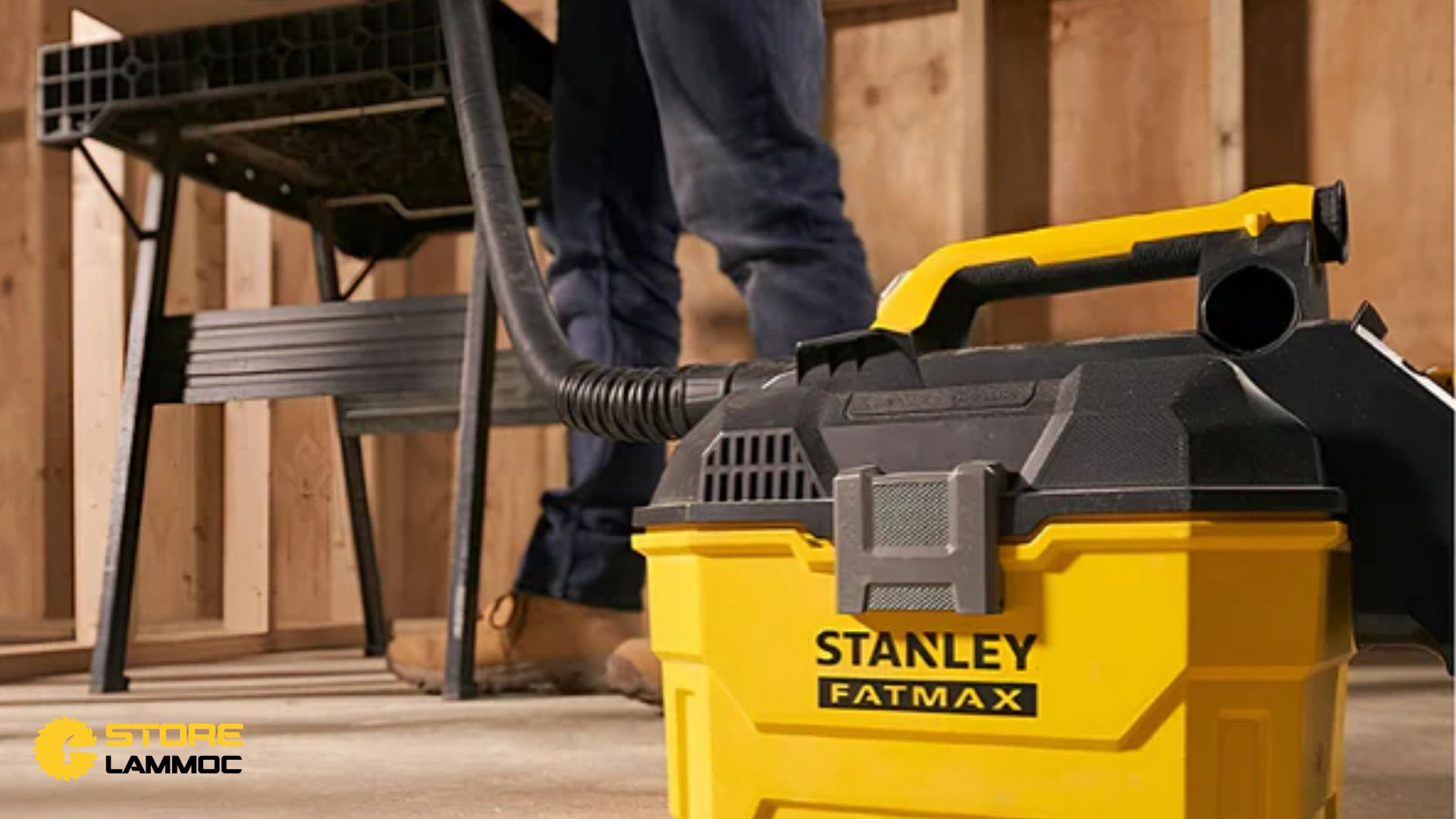Máy hút bụi pin Stanley SCV002