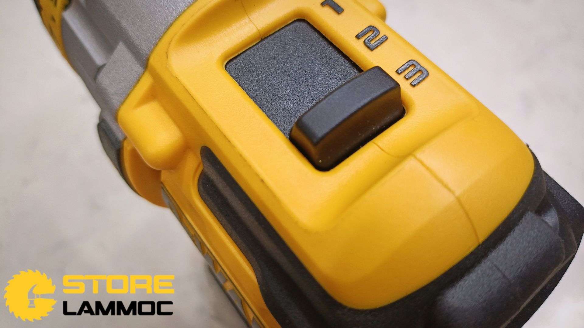 Nút chỉnh cấp tốc độ 