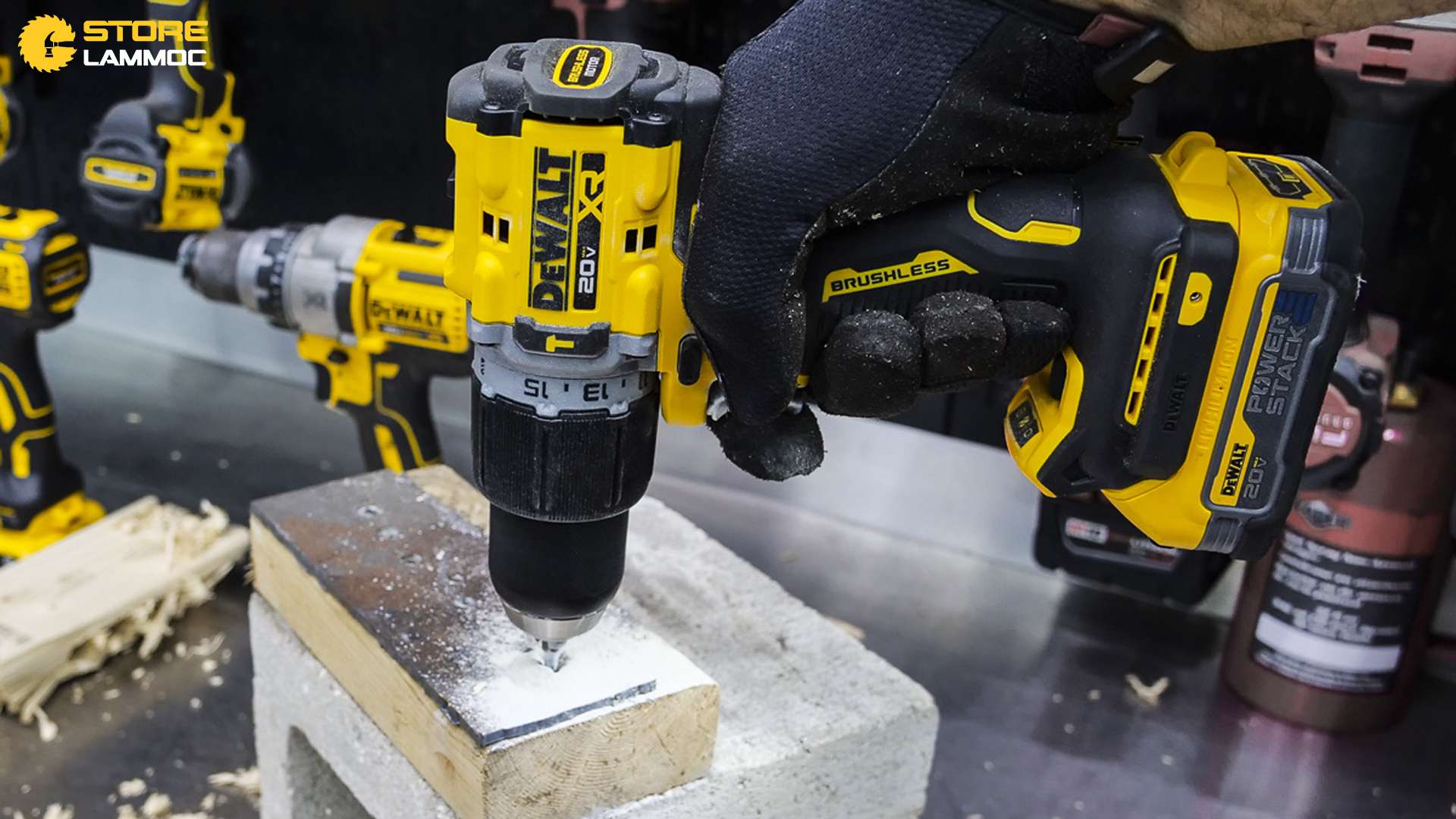 Máy khoan pin DeWALT DCD805