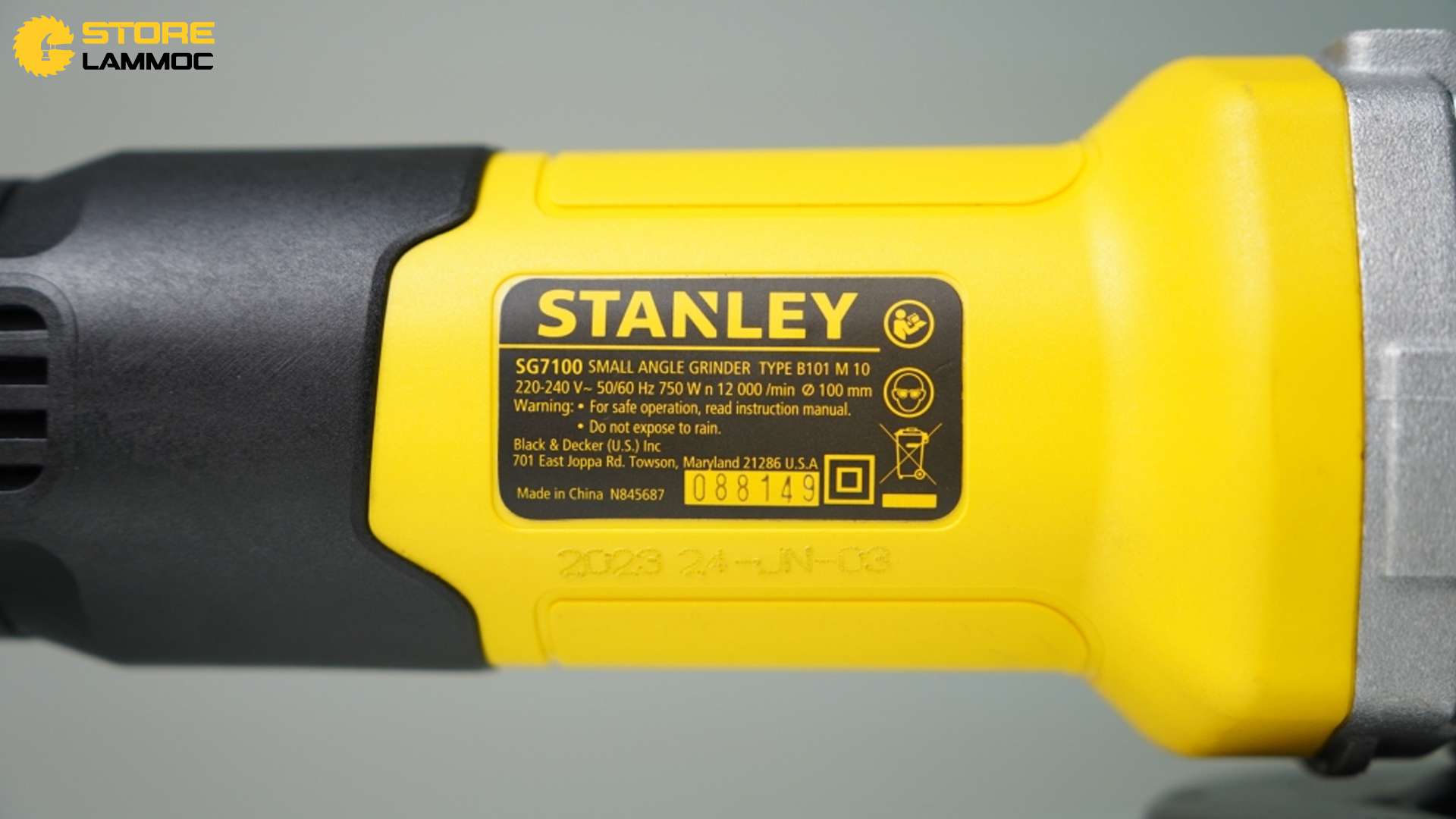 MÁY MÀI CẦM TAY STANLEY SG7100-B1