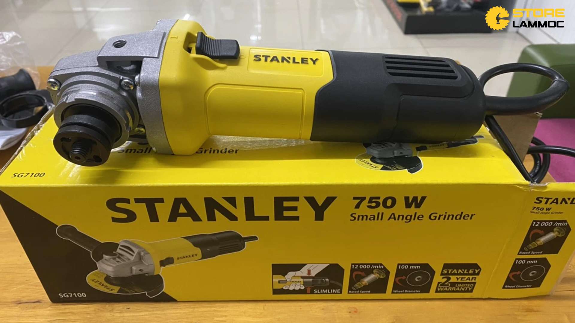 MÁY MÀI CẦM TAY STANLEY SG7100-B1