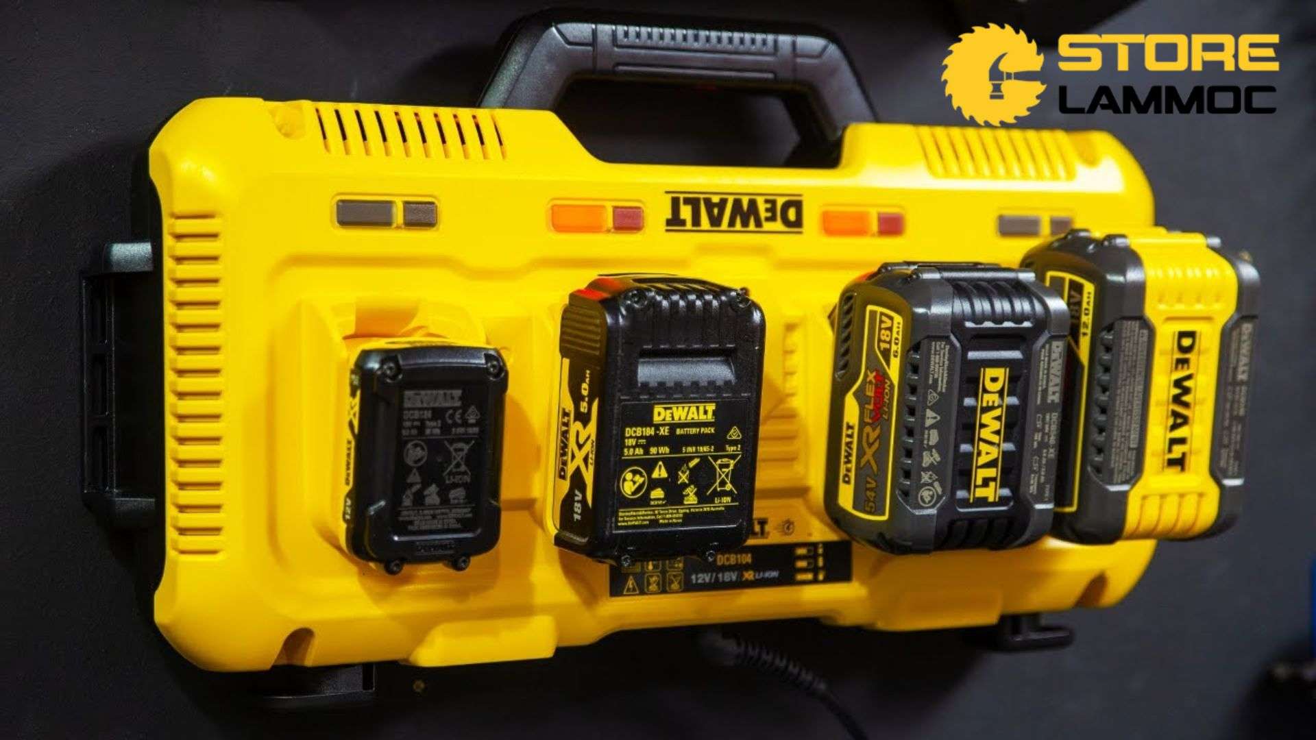 Khả năng sạc nhanh 4 pin cùng lúc 