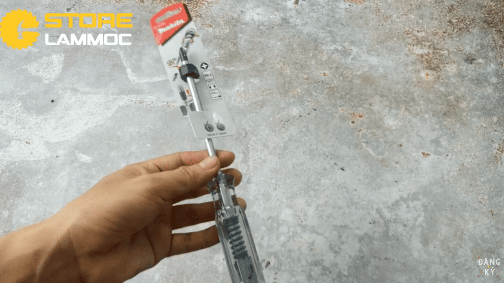 So sánh và đánh giá Tua vít điện Makita DF001DW vs 6723DW