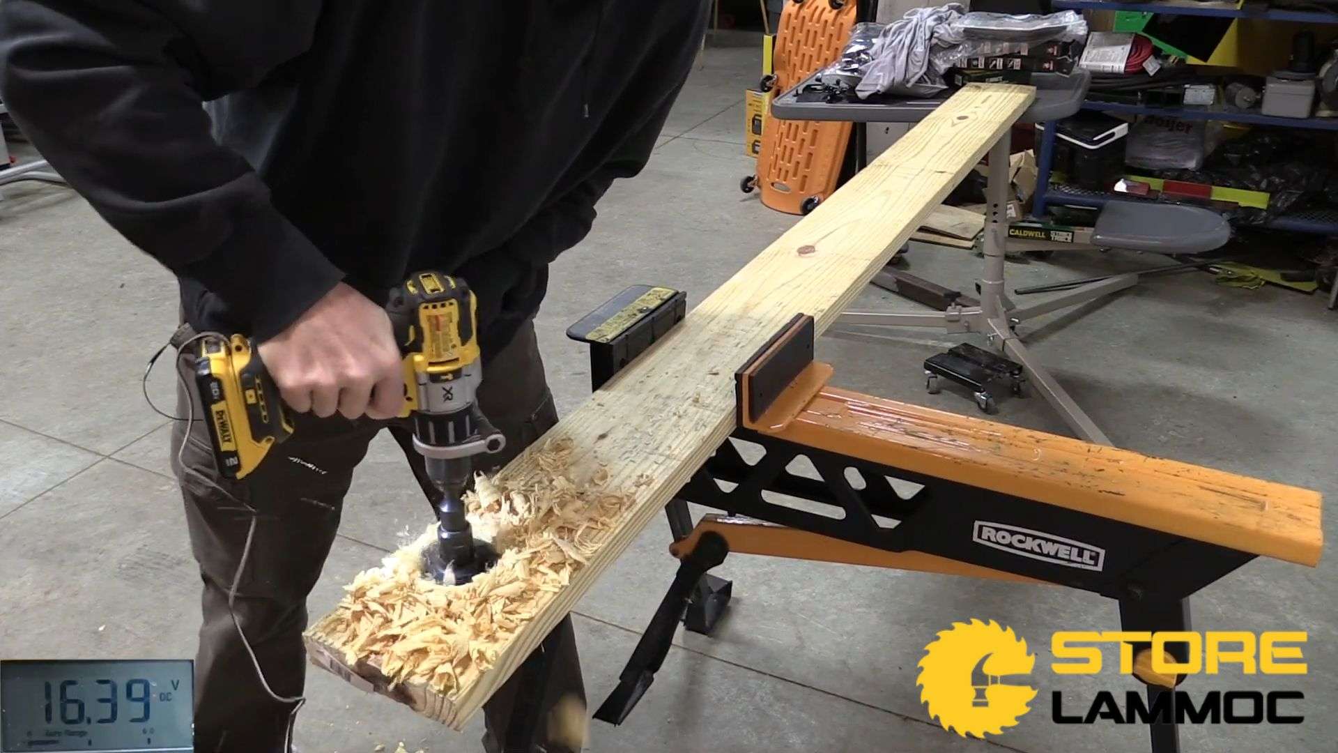 Thử nghiệm với pin DeWALT 2ah