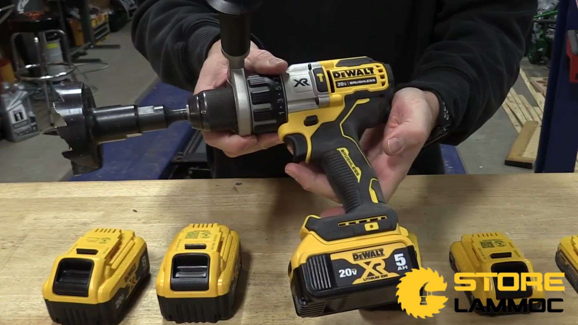 Thử nghiệm với pin DeWALT 5ah