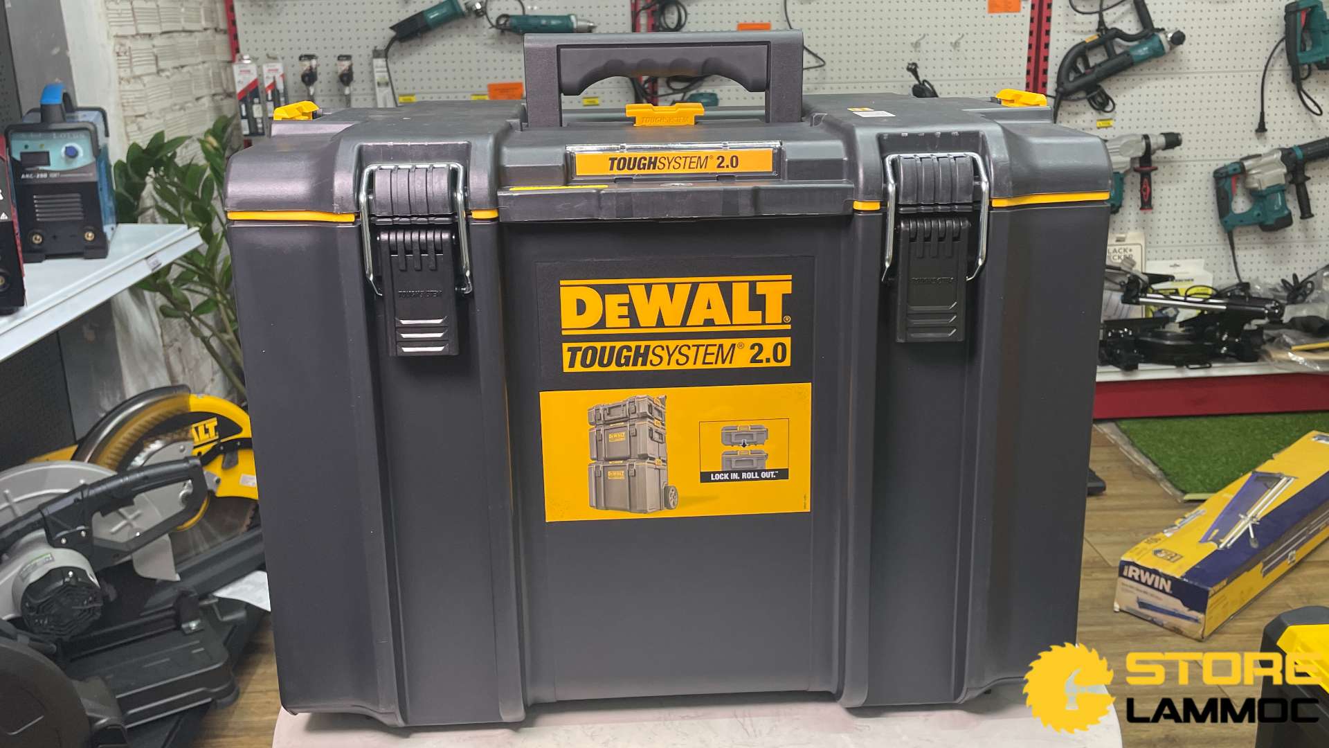 Thùng đựng đồ nghề Dewalt DWST83342-1 ToughSystem 2.0 chuẩn IP65 55.4cm