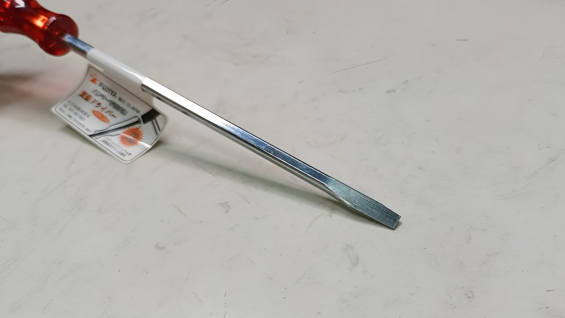 Tua vít đóng dẹp 5x150mm Fujiya FTSD-5-150-S