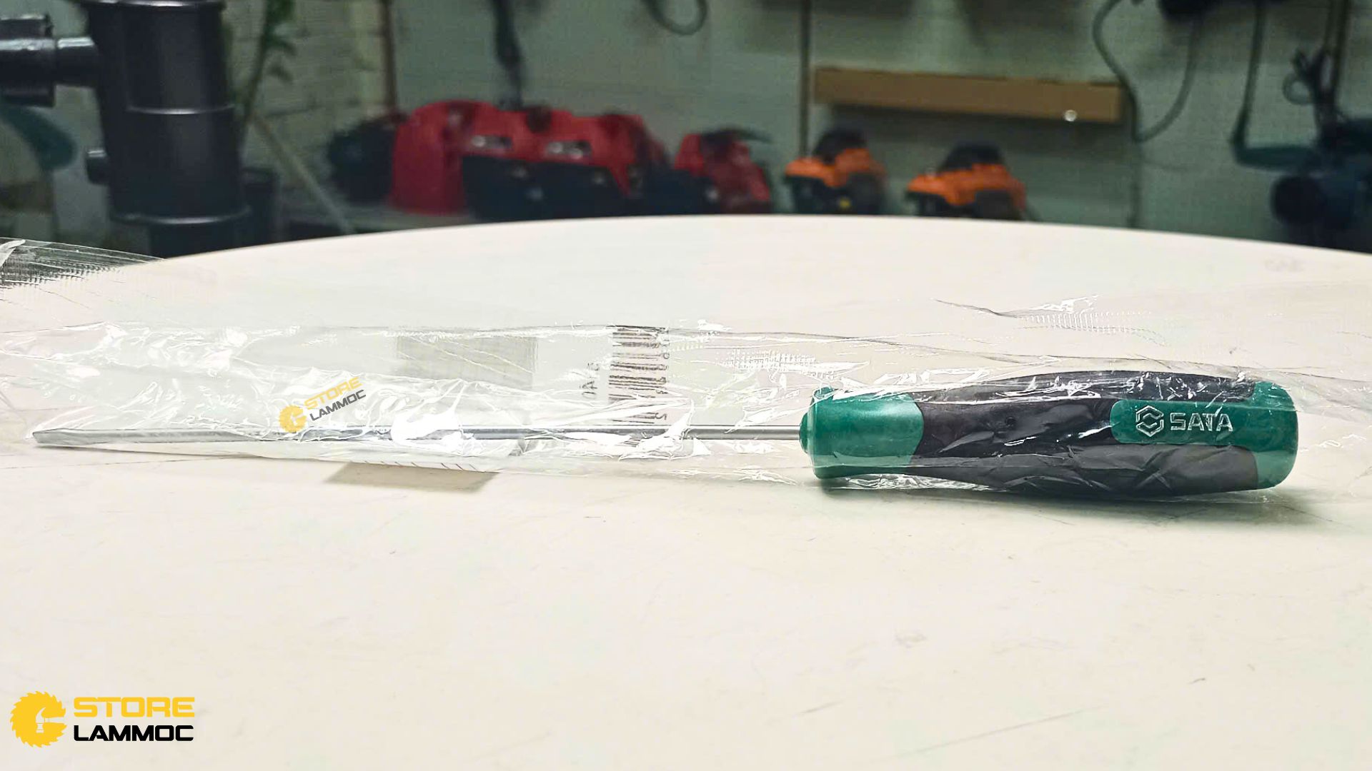 Tua vít chữ T đầu dẹp 3x75mm Sata 63404 - 1