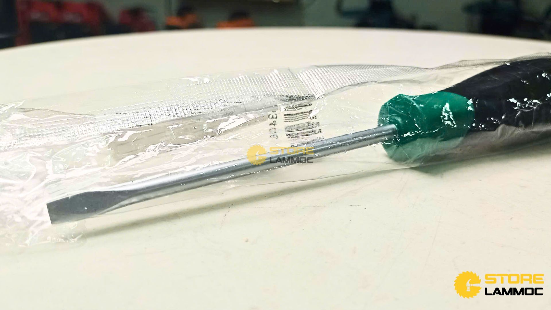 Tua vít chữ T đầu dẹp 5x100mm Sata 63408 - 2